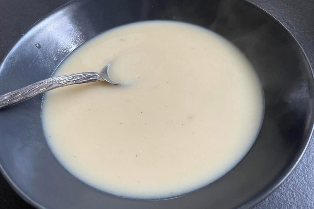 Cremige Blumenkohlsuppe selbst zubereiten